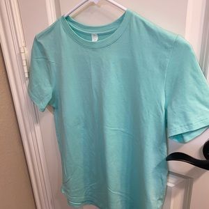 Lululemon tee’s size 2